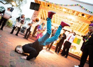 Baytowne Mardi Street Party