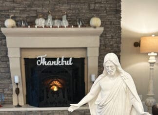 Travel Christ Statuary from DB 2023