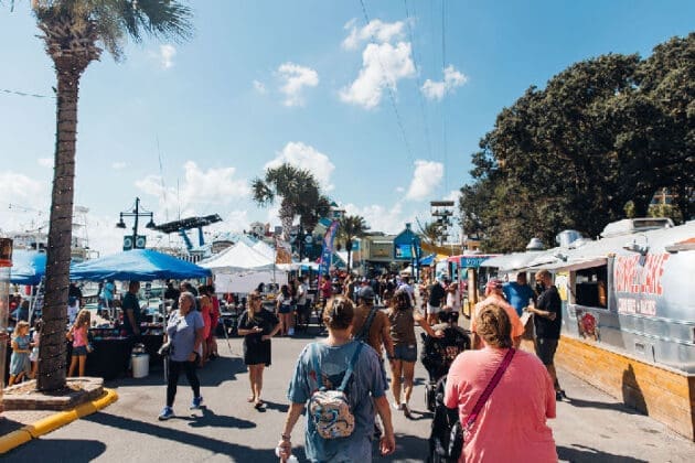 Destin Seafood Fest walkway