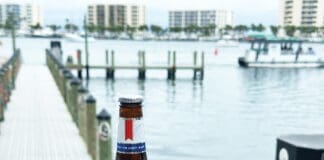 Boathouse food with view