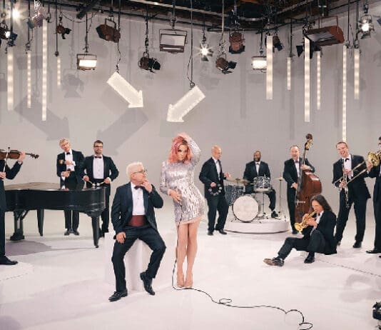 Crescendo Pink Martini w Storm Large sm (1)