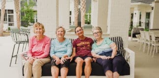 Watersound Fountains 25 Friends 006 4c