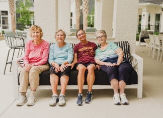 Watersound Fountains 25 Friends 006 4c