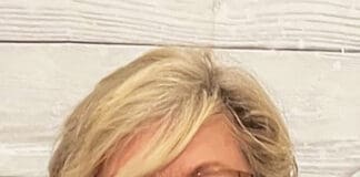 Denise Photo 1
